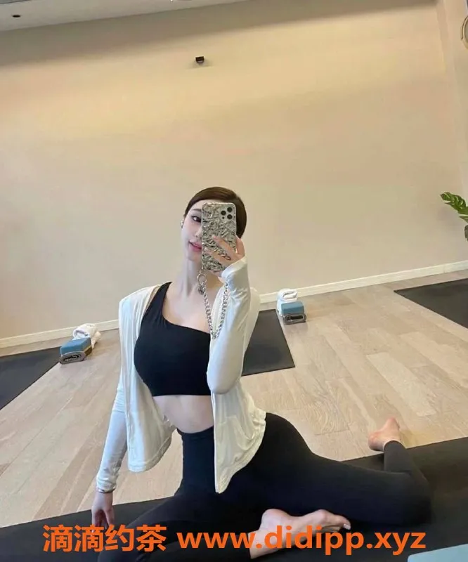 乌鲁木齐外围-乌鲁木齐170大胸美女，柔软身材解锁高难度姿势