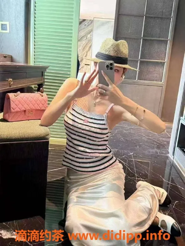 乌鲁木齐外围资源信息,乌市新人网红模特173高挑，C罩杯只需3000起！