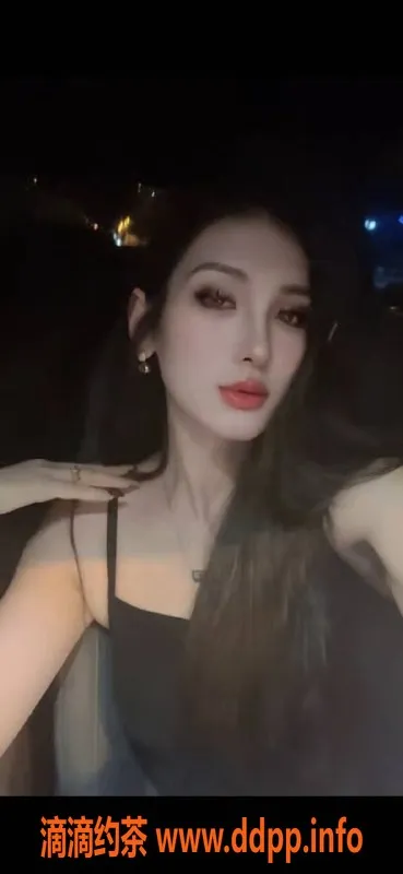 乌鲁木齐外围-乌市大圈妹子 24岁 168cm 48kg 胸围36