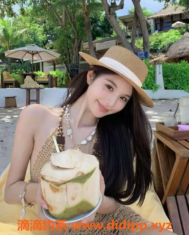 乌鲁木齐外围-乌市舞蹈生圈外女友，168高挑C罩杯