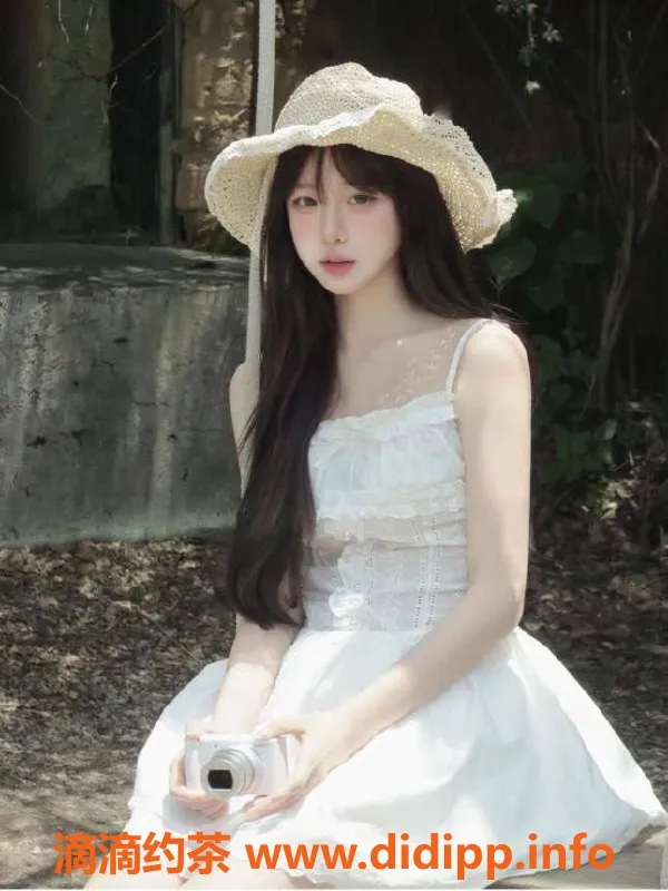 乌鲁木齐外围-乌市圈外女友，168高挑D罩杯，3000元起