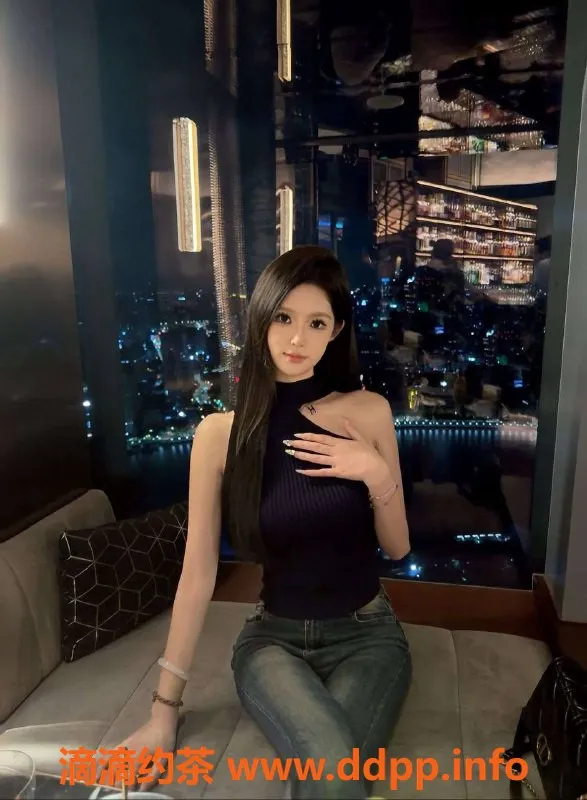 乌鲁木齐外围-乌市高素质女孩，172高挑身材，风骚妩媚