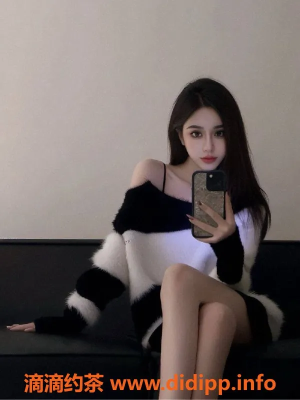 乌鲁木齐楼凤-00年极品白瘦美，172cm高D杯，只需XX元