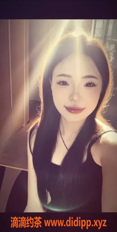 重庆楼凤-渝北区泡泡妹子，170cm/45kg，18岁热辣服务