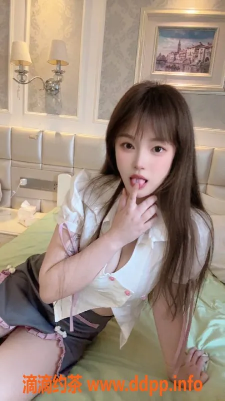 广州楼凤-佛山禅城蜜桃，巨乳嫩妹，500元起服务