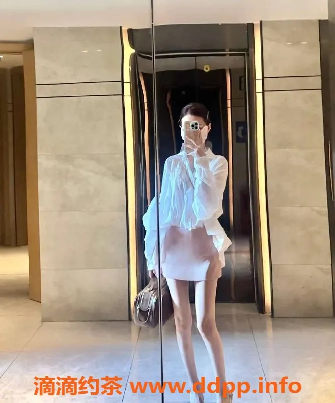 乌鲁木齐楼凤-173cm纯欲新人，45kg天然C胸，超级体验！