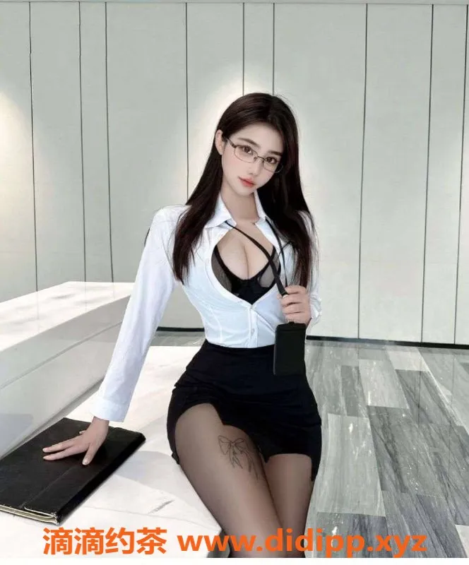 乌鲁木齐楼凤-173高挑美女，D杯白领新秀，101斤健身达人