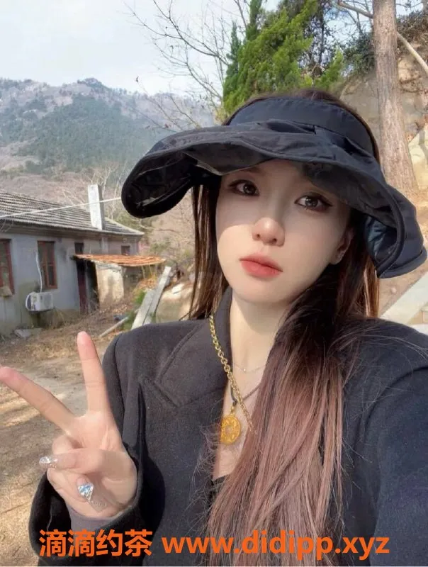 乌鲁木齐楼凤-清纯在校学生，温柔可爱，168大长腿！