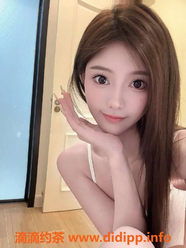 乌鲁木齐楼凤资源信息,粉嫩少女艺术生，170高92斤 C罩杯服务