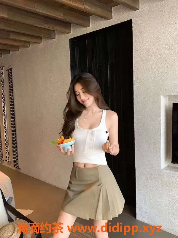 乌鲁木齐楼凤-乌市性感女神模特、175高挑、96年新鲜出炉