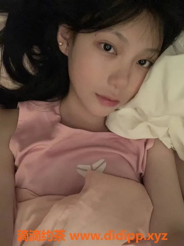 昆明楼凤资源信息,盘龙小猫，900元尽享制服丝袜服务