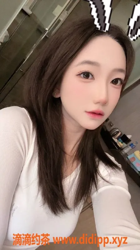 成都楼凤资源信息,成华区16岁转运珠，160cm身高B杯，超值体验