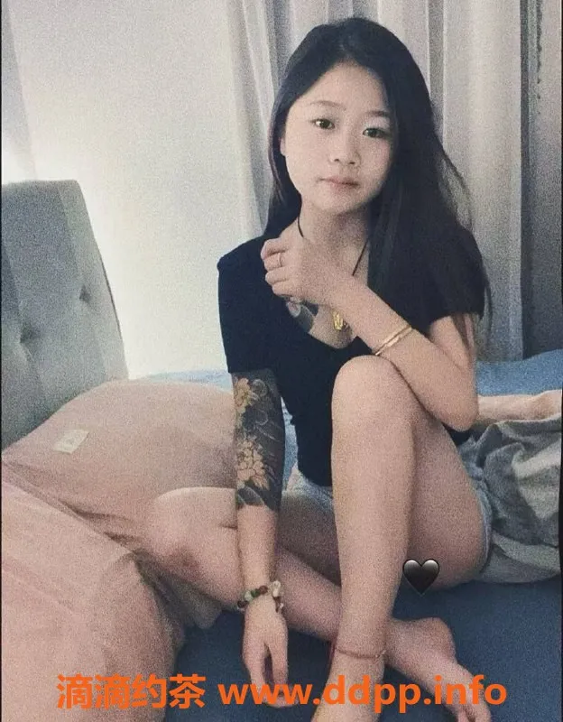 昆明楼凤资源信息,官渡小雨，600元体验制服丝袜服务