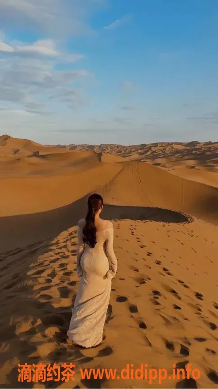 乌鲁木齐楼凤-新疆维吾尔族05170cm 46kg 三点粉嫩气质妹子