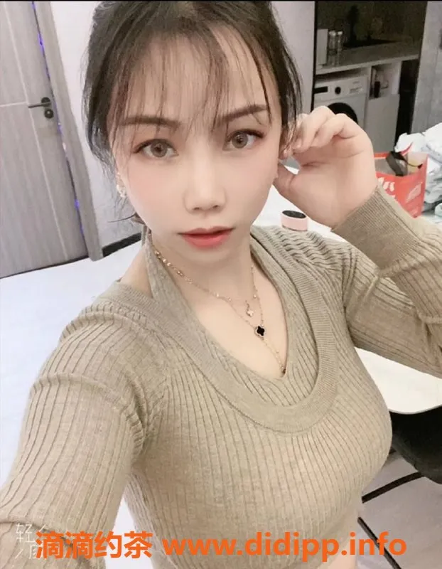 重庆楼凤-渝北中央公园26岁依一，全套服务体验