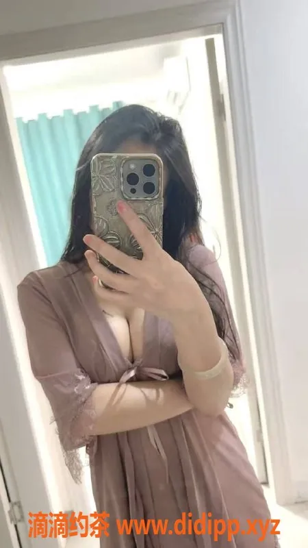 重庆楼凤-渝北中央公园26岁依一，全套服务体验