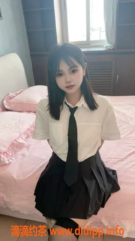 北京楼凤资源信息,朝阳兜兜，19岁清纯妹子，168cm，52kg，D杯服务任你选