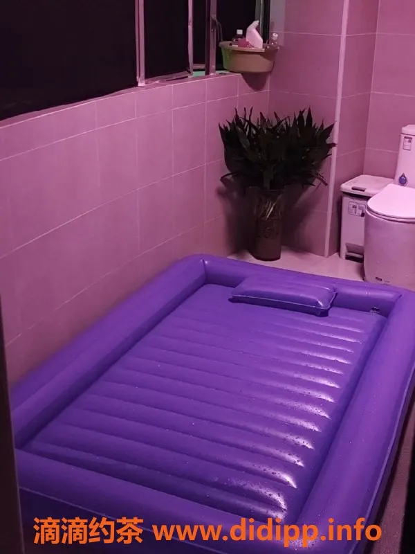 深圳楼凤-宝安西乡25岁红牌技师，168cm的绝佳体验