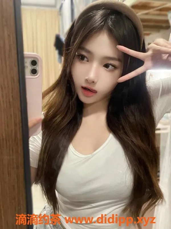 广州楼凤-天河南雪20岁新生，165高挑，精彩夜课等你来体验