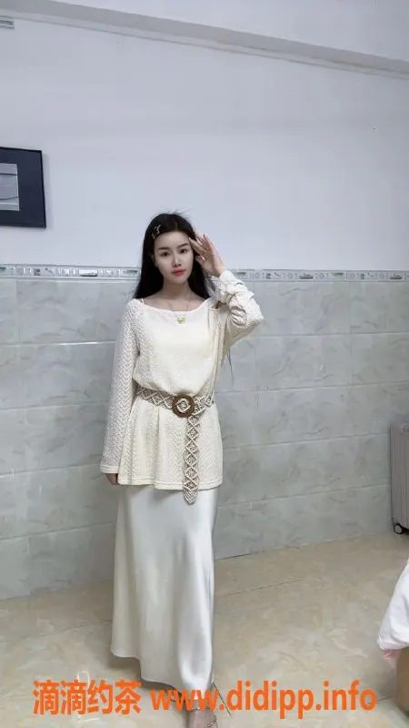 昆明楼凤-曲靖燕燕，700元亲密体验，热情服务