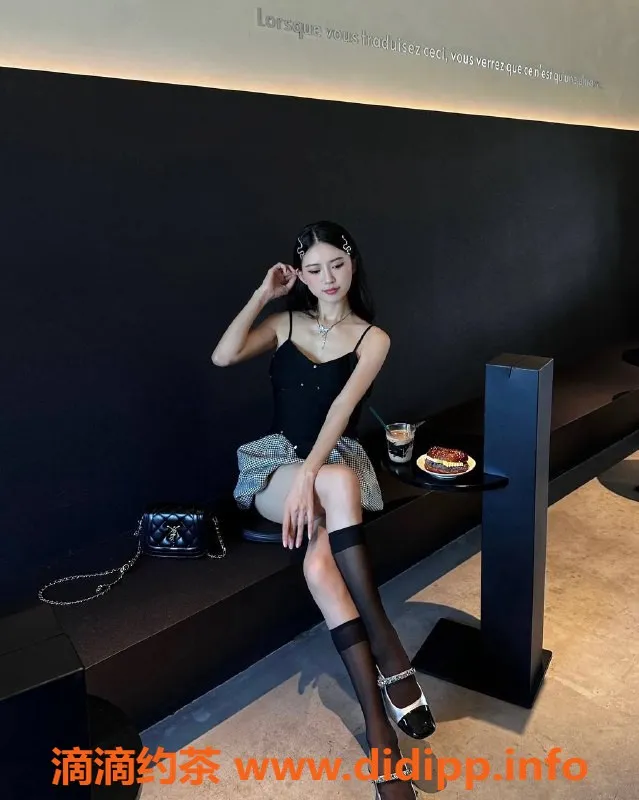 嘉兴楼凤-泡泡｜嘉兴秀洲区大长腿女神，174cm，90斤