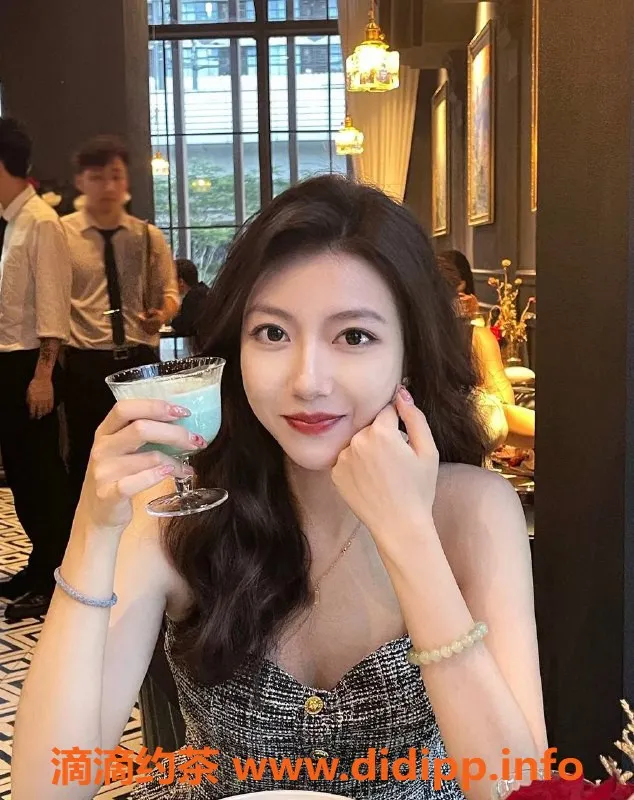 嘉兴楼凤资源信息,嘉兴秀洲区莉莉 168高86身 C罩杯 三点粉服务