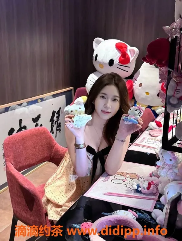 嘉兴楼凤-糯糯：168大长腿，92斤呆萌美女来袭！