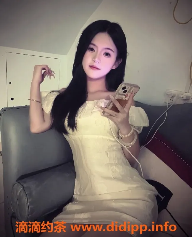 东莞楼凤资源信息,寮步泡泡，身材火辣，服务超值