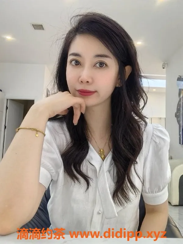 北京楼凤-丰台区蒲公英，性格温和的邻家女孩