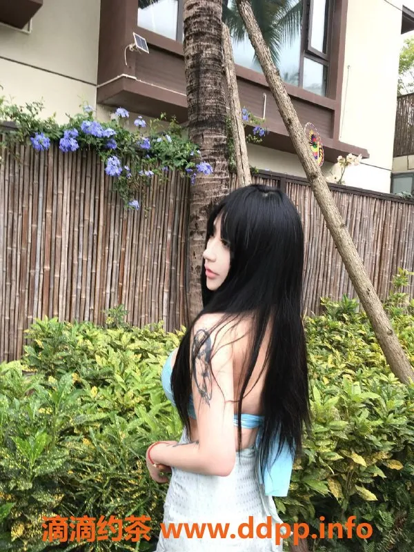 北京楼凤资源信息,北京成寿寺小野，20岁D罩杯身材诱人