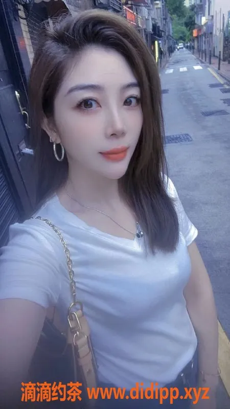 东莞楼凤-南城小夭，P600夜2000，服务超赞！