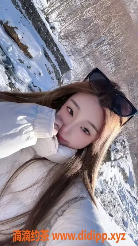 重庆楼凤-南坪钱多多，19岁大学美女，魅力无限！