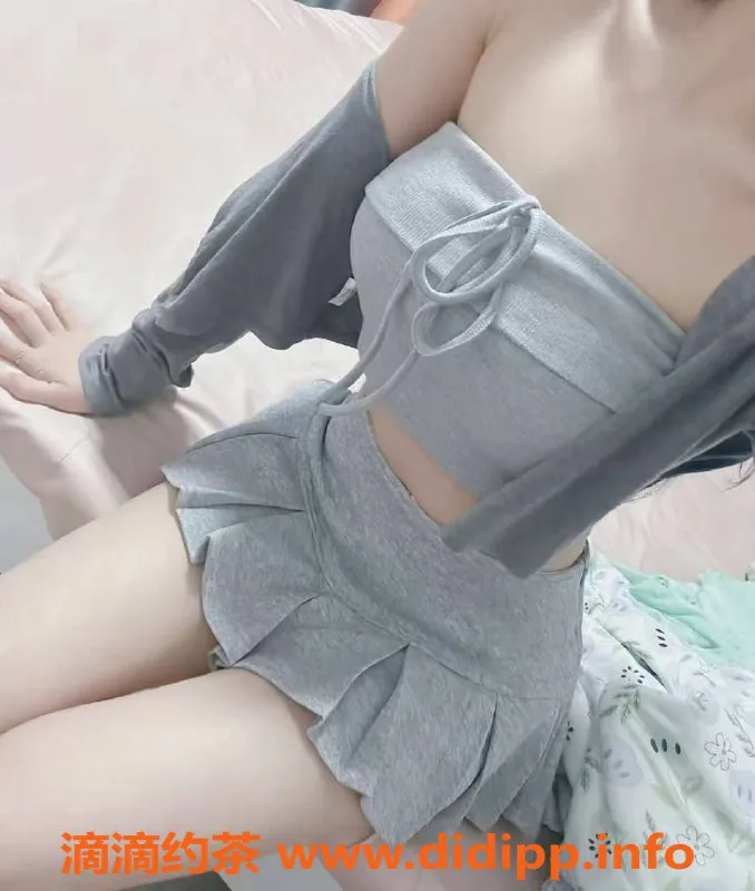 成都楼凤-成华区小雨，身材火辣的嫩妹，课时费实惠