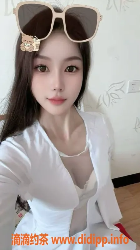 北京楼凤-江苏小婧，24岁，168CM，92斤，温柔热情