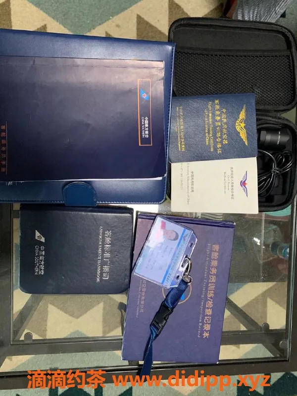 乌鲁木齐楼凤-南航空乘艺名魅惑，172cm D杯，48kg