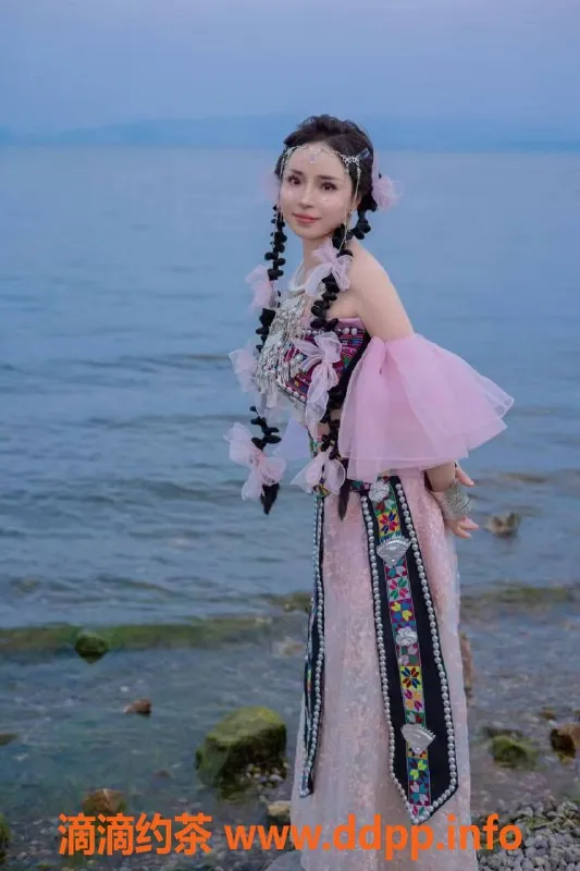 昆明楼凤-大理薇薇，600元随叫随到，陪浴服务极品