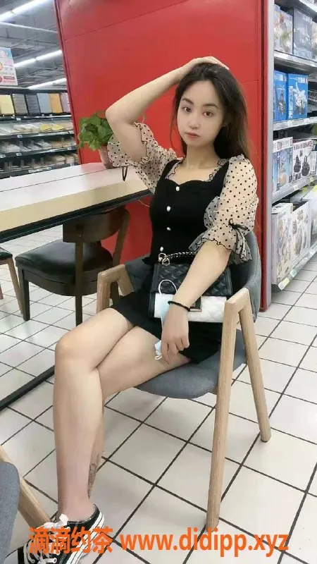 北京楼凤-重庆22岁温柔邻家妹子，茶费1K