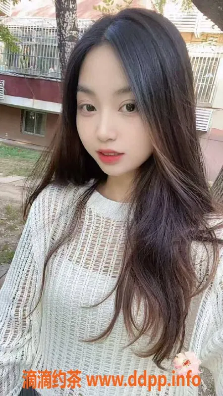 北京楼凤-重庆22岁温柔邻家妹子，茶费1K