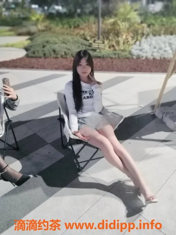 昆明楼凤资源信息,盘龙CC嫩妹，800元激情服务等你体验