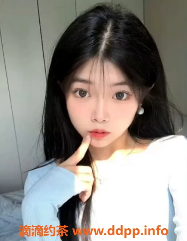 重庆楼凤-沙坪坝新人99#，水费700，火热开工中