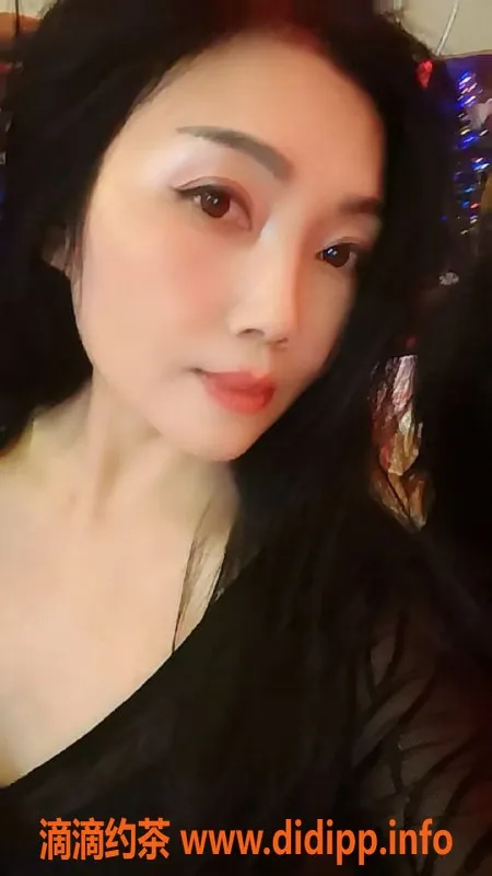 南昌楼凤-西湖红红，160cm E罩杯，29岁熟女