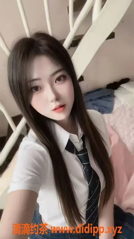 郑州楼凤-中原区安安，27岁 165cm 49kg 体验双向服务