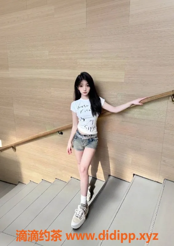 宁波上门服务-鄞州区小小蕊，18岁160cm，调情陪洗等服务