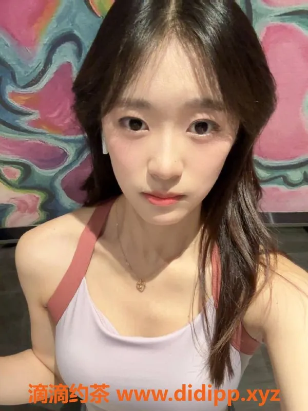 杭州楼凤-子熙｜165cm迷人学妹，98斤热情服务