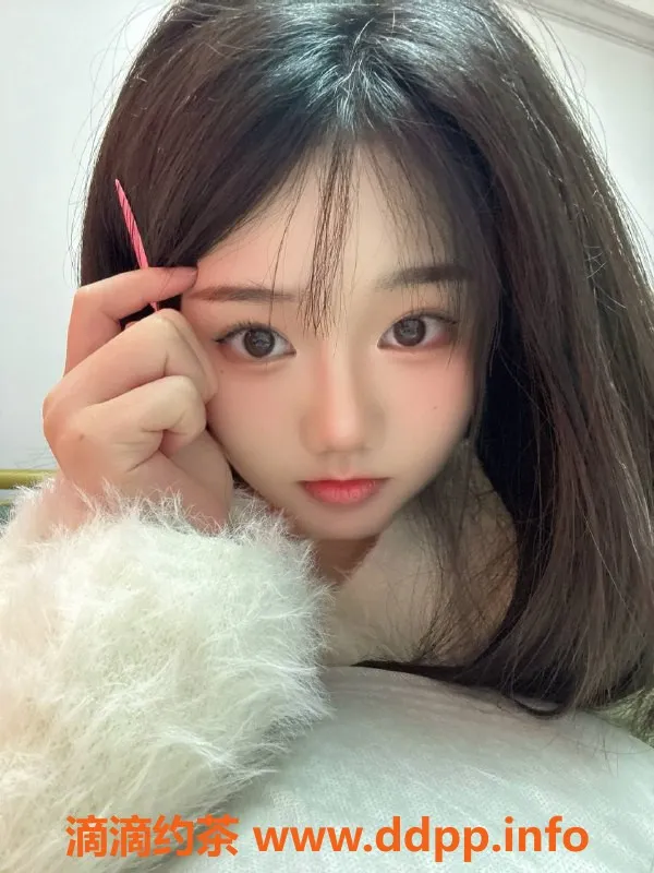 杭州楼凤-上城区小鹿鹿，1000起，舌吻调情服务