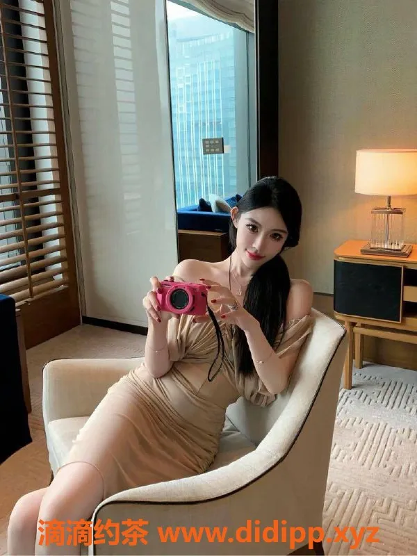 乌鲁木齐楼凤-乌鲁木齐张款款，175高挑C罩杯美女