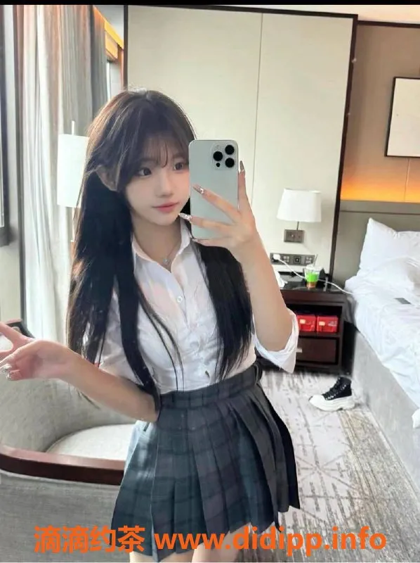 北京楼凤-北京万花楼：高颜值御姐大胸混血新星