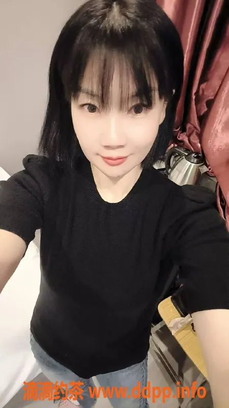 郑州楼凤-金水区小月，26岁丰满妹子，价格实惠