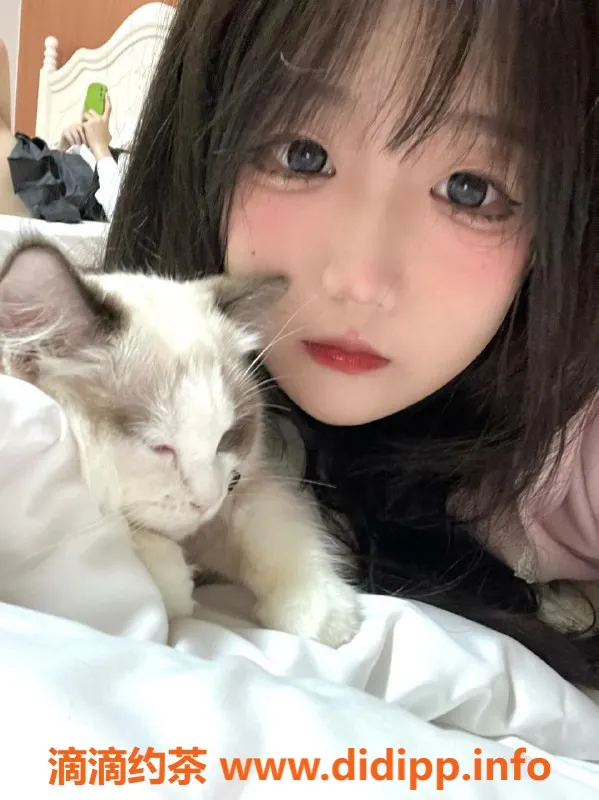 珠海楼凤-坦洲兰苗，25岁，身高160，优质服务！