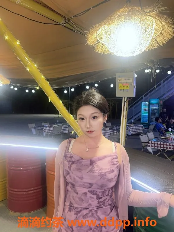 南昌楼凤资源信息,青山湖19岁小七，173高，丝袜诱惑等服务